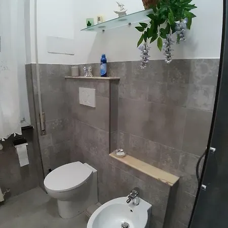 Apartament The New House Genua